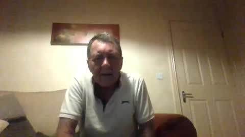 Snapshot of piercedcock069 chatting on December 17, 2025, 10:16 pm piercedcock069 online show from December 17, 2025, 10:16 pm