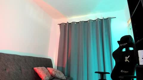 Snapshot of pierrevidal chatting on April 1, 2026, 1:41 pm Pierre online show from April 1, 2026, 1:41 pm