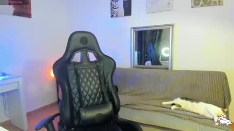 Snapshot of piinkpandora chatting on October 17, 2025, 2:08 pm PiinkPandora online show from October 17, 2025, 2:08 pm