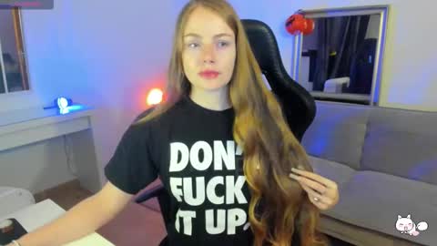 Snapshot of piinkpandora chatting on October 22, 2025, 9:58 pm PiinkPandora online show from October 22, 2025, 9:58 pm