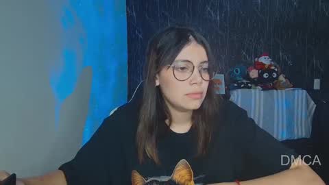 Snapshot of piixiie_d_oll chatting on December 30, 2024, 2:20 am Andrea G online show from December 30, 2024, 2:20 am