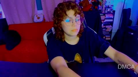 Andrea G online show from June 3, 2026, 3:42 am