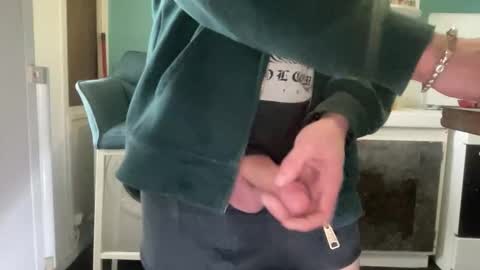 Snapshot of pikafoune22 chatting on February 18, 2026, 2:24 pm Pikafounes online show from February 18, 2026, 2:24 pm