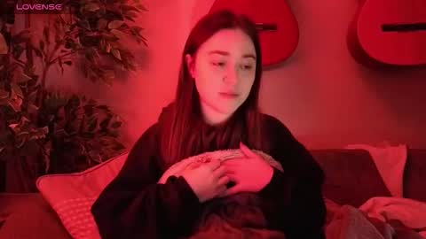 Snapshot of pillogoddess chatting on January 11, 2026, 12:43 pm PilloGoddess online show from January 11, 2026, 12:43 pm