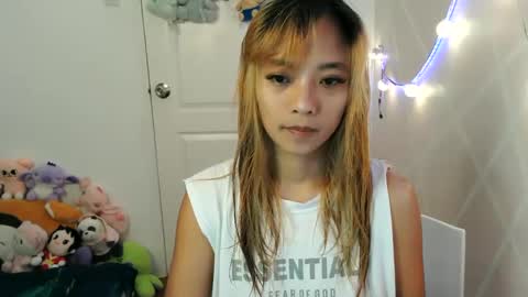 Snapshot of pinay_beauty14 chatting on January 4, 2025, 11:48 pm pinay beauty14 online show from January 4, 2025, 11:48 pm