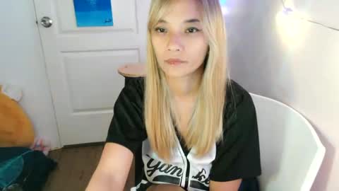 Snapshot of pinay_beauty14 chatting on February 27, 2025, 12:02 pm pinay beauty14 online show from February 27, 2025, 12:02 pm