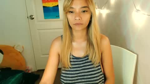 Snapshot of pinay_beauty14 chatting on February 28, 2025, 9:33 pm pinay beauty14 online show from February 28, 2025, 9:33 pm