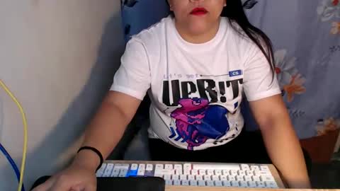 Snapshot of pinay_carlax chatting on November 2, 2025, 7:44 am pinay_carlax online show from November 2, 2025, 7:44 am