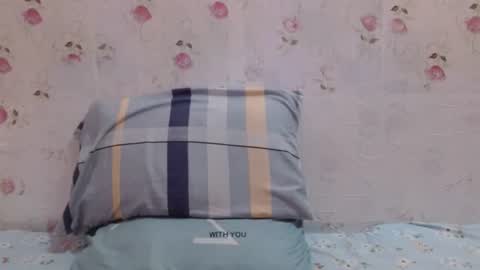 Snapshot of pinay_hot_mama005 chatting on February 15, 2026, 10:14 am pinay_hot_mama005 online show from February 15, 2026, 10:14 am