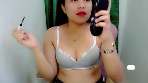 Snapshot of pinay_juliet chatting on March 17, 2026, 12:30 pm pinay_juliet online show from March 17, 2026, 12:30 pm