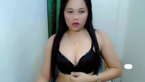 Snapshot of pinay_juliet chatting on March 26, 2026, 11:49 am pinay_juliet online show from March 26, 2026, 11:49 am