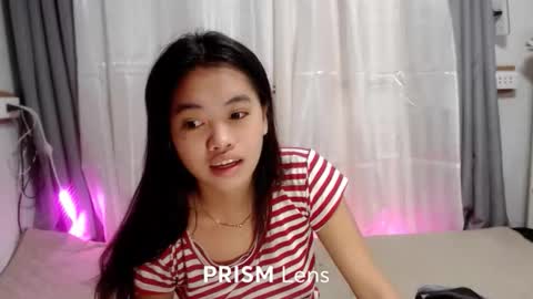 Snapshot of pinay_pleaseme chatting on May 2, 2026, 10:37 pm pinay_pleaseme online show from May 2, 2026, 10:37 pm