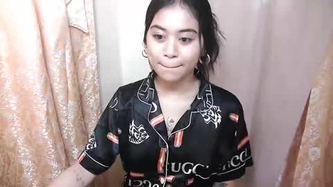 pinay_shinexxx online show from March 26, 2026, 8:20 am