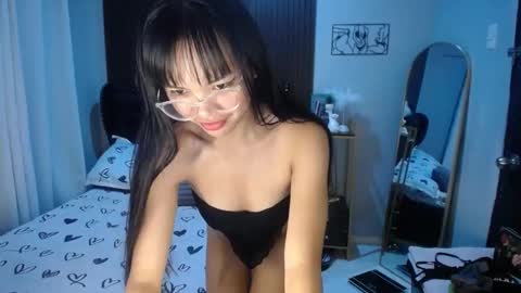 Snapshot of pinay_slutx chatting on February 19, 2025, 5:27 pm dee online show from February 19, 2025, 5:27 pm