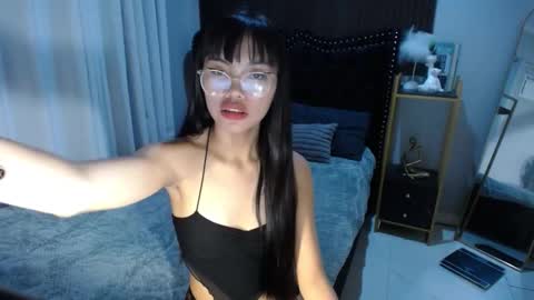 Snapshot of pinay_slutx chatting on March 11, 2025, 8:41 am dee online show from March 11, 2025, 8:41 am