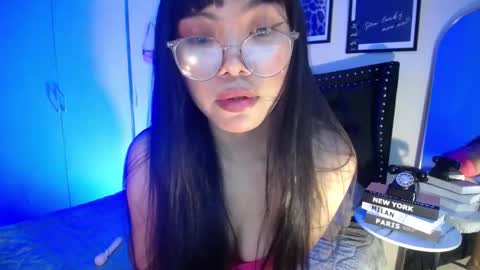 Snapshot of pinay_slutx chatting on November 24, 2025, 7:46 pm dee online show from November 24, 2025, 7:46 pm