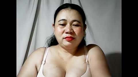 Snapshot of pinaymama12345 chatting on February 12, 2026, 11:33 pm pinaymama12345 online show from February 12, 2026, 11:33 pm