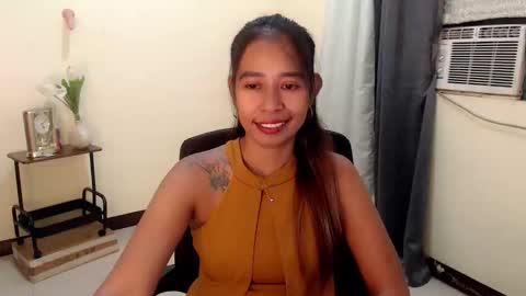 Snapshot of pinaymorena_renelda chatting on November 7, 2025, 5:40 am pinaymorena_renelda online show from November 7, 2025, 5:40 am
