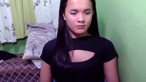 Snapshot of pinaymorena_rhowe chatting on December 5, 2024, 11:49 am pinaymorena_rhowe online show from December 5, 2024, 11:49 am