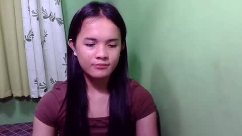 Snapshot of pinaymorena_rhowe chatting on December 7, 2024, 5:42 pm pinaymorena_rhowe online show from December 7, 2024, 5:42 pm