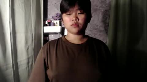 Lyn the Lesbian online show from May 28, 2026, 2:03 pm