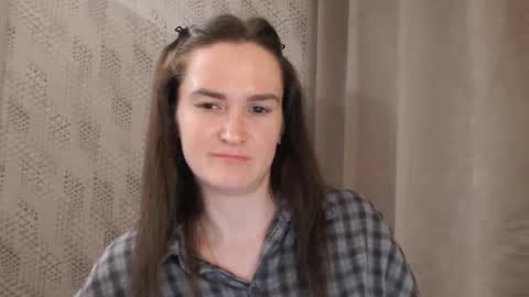       online show from February 12, 2025, 6:51 pm