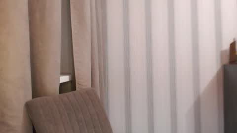       online show from October 28, 2025, 6:32 pm