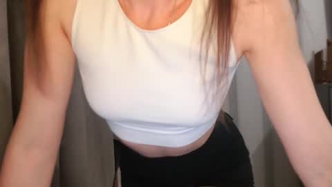       online show from November 24, 2025, 6:40 pm