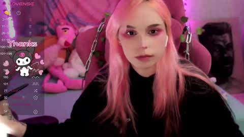 Snapshot of pineapple_dope chatting on February 28, 2025, 10:39 pm Nancy online show from February 28, 2025, 10:39 pm