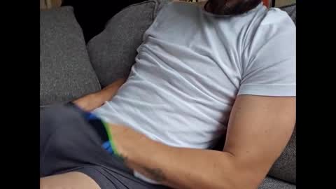 Snapshot of pineappletaste chatting on October 23, 2025, 5:44 pm pineappletaste online show from October 23, 2025, 5:44 pm