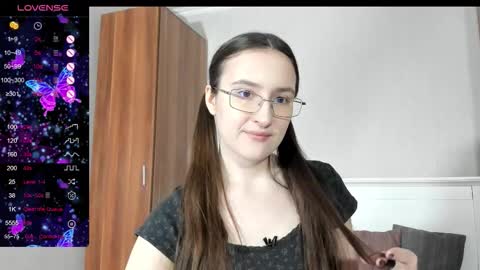 Snapshot of pingviluly chatting on October 4, 2025, 8:45 am pingviluly online show from October 4, 2025, 8:45 am
