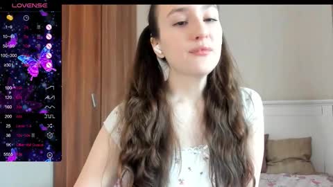 pingviluly online show from October 28, 2025, 7:12 am