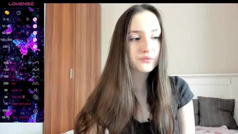 pingviluly online show from November 15, 2025, 7:05 am