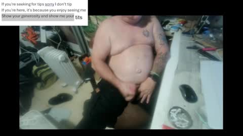 Snapshot of pini_z chatting on February 3, 2025, 8:57 pm pini_z online show from February 3, 2025, 8:57 pm