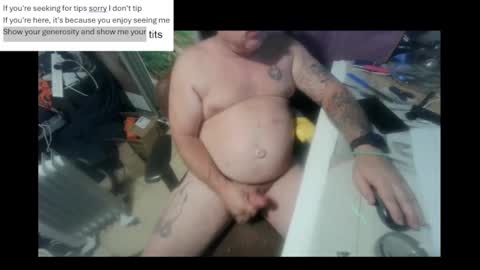 Snapshot of pini_z chatting on February 8, 2025, 9:57 pm pini_z online show from February 8, 2025, 9:57 pm