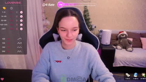 Snapshot of pink__sun chatting on December 4, 2024, 12:36 pm Stephanie online show from December 4, 2024, 12:36 pm