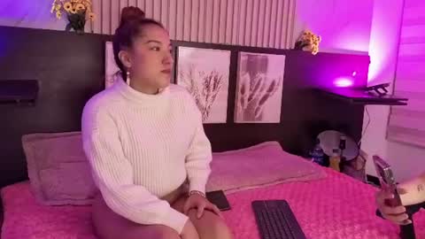 Snapshot of pink_as chatting on July 10, 2026, 2:05 am pink_as online show from July 10, 2026, 2:05 am