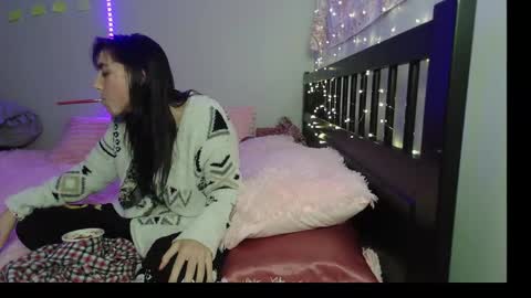 Snapshot of pink_tv chatting on September 30, 2025, 1:21 am pink_tv online show from September 30, 2025, 1:21 am