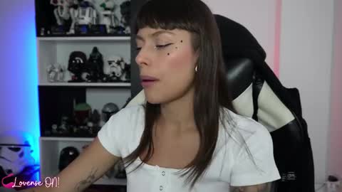 Snapshot of pinkcatlive chatting on December 15, 2025, 7:18 pm Emily online show from December 15, 2025, 7:18 pm