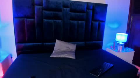 pinkflame_ online show from May 9, 2026, 8:58 pm