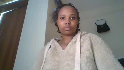 Snapshot of pinkie_bear chatting on October 31, 2025, 11:55 am Pinkie online show from October 31, 2025, 11:55 am