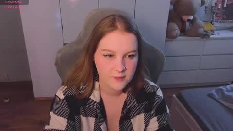 Snapshot of pinkiep1e chatting on February 7, 2026, 1:42 am pinkiep1e online show from February 7, 2026, 1:42 am