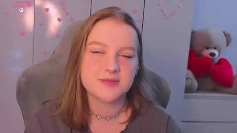 Snapshot of pinkiep1e chatting on February 16, 2026, 1:35 am pinkiep1e online show from February 16, 2026, 1:35 am