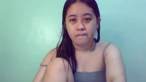 Snapshot of pinkish_shine chatting on February 13, 2025, 5:05 am Hi its me shine online show from February 13, 2025, 5:05 am