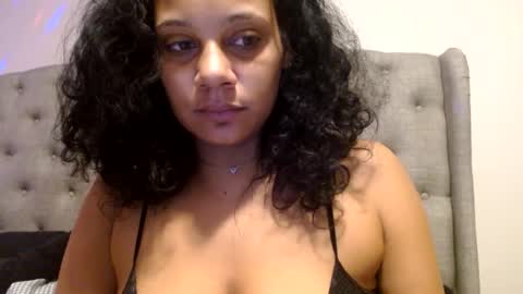 Snapshot of pinkmonae chatting on February 19, 2025, 3:28 am pinksugar online show from February 19, 2025, 3:28 am