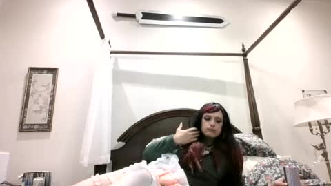 pinkpillbambi online show from June 27, 2026, 8:19 am