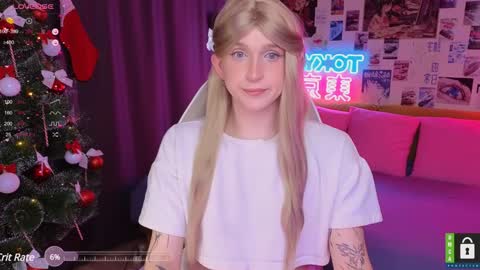 Snapshot of pinkvenom_ chatting on December 9, 2024, 5:19 pm pinkvenom_ online show from December 9, 2024, 5:19 pm
