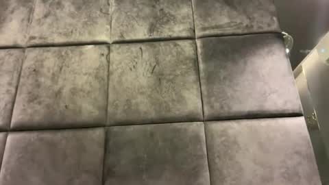 AK online show from November 25, 2025, 5:40 am