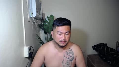 pinoy041087 online show from October 9, 2025, 10:19 pm