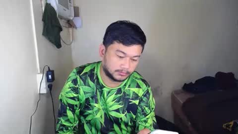 Snapshot of pinoy041087 chatting on February 14, 2026, 1:46 am pinoy041087 online show from February 14, 2026, 1:46 am